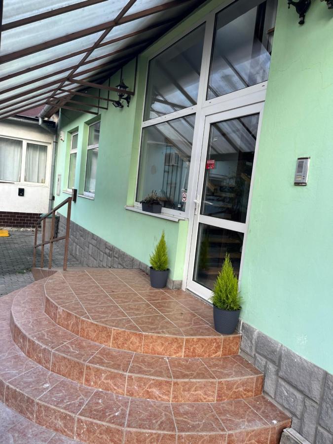 Apartman Gabi Lucenec Ngoại thất bức ảnh